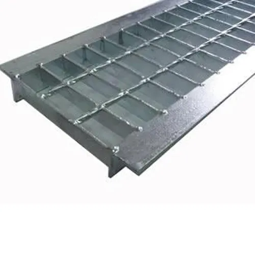 Angle sided grate with smooth surface