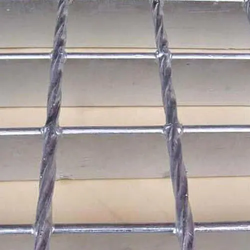 4*40mm high strength hot dipped paint highway steel grating gangway